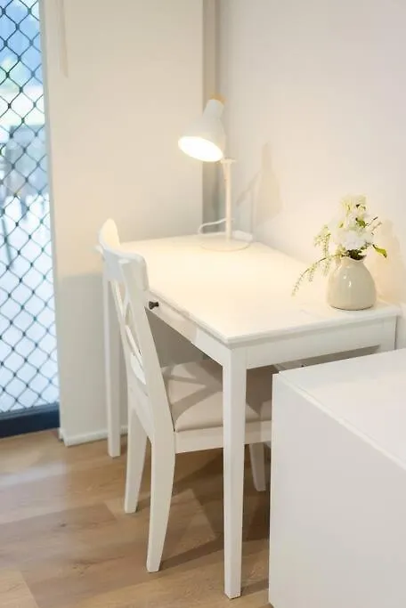 Springfield Breeze - Newly Furnished Home, Sunny Patio And Bbq Goodna 0*,