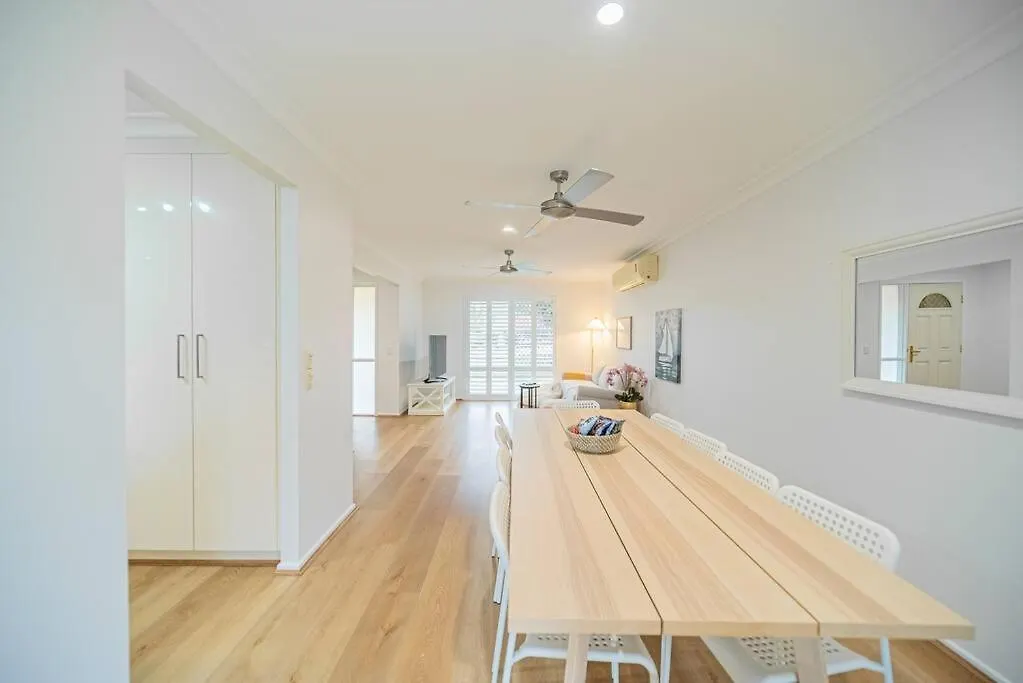 Springfield Breeze - Newly Furnished Home, Sunny Patio And Bbq Goodna Holiday home